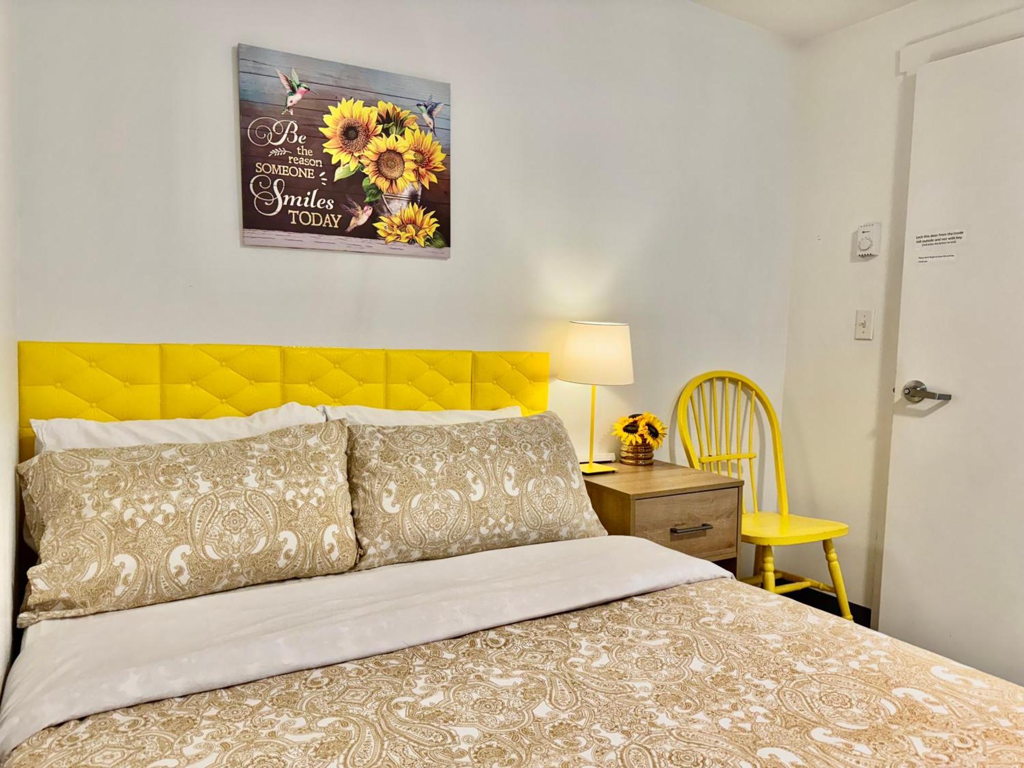 Private With Shared Bathroom On The 1st Floor 10 Minutes Walk To Of Washington Apartment Seattle