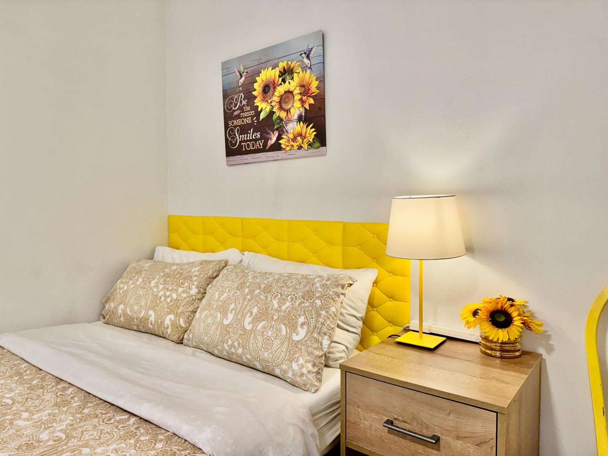 Private With Shared Bathroom On The 1st Floor 10 Minutes Walk To Of Washington Apartment *