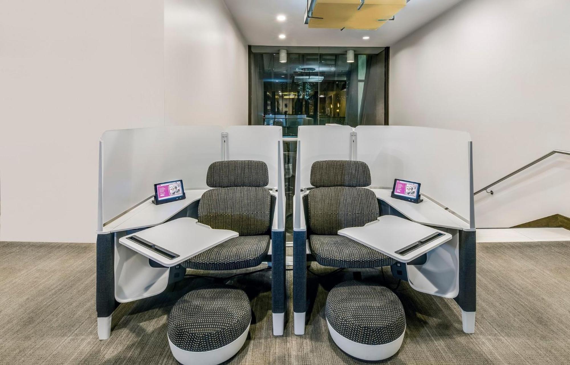 Crowne Plaza Newly Renovated With No Fee Hotel Seattle