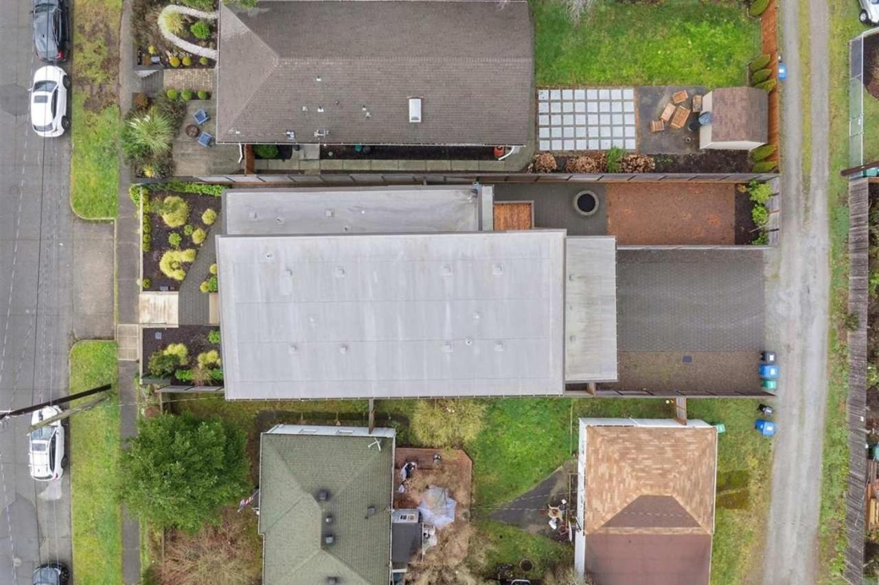 New House With Chef's Kitchen And Spa-like *