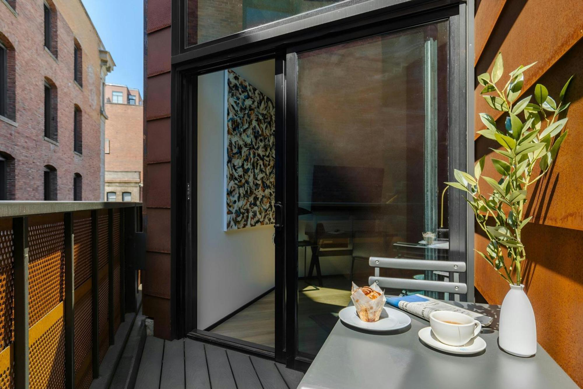 Hotel Sonder By Marriott Bonvoy Railspur Apartments Pioneer Square Seattle