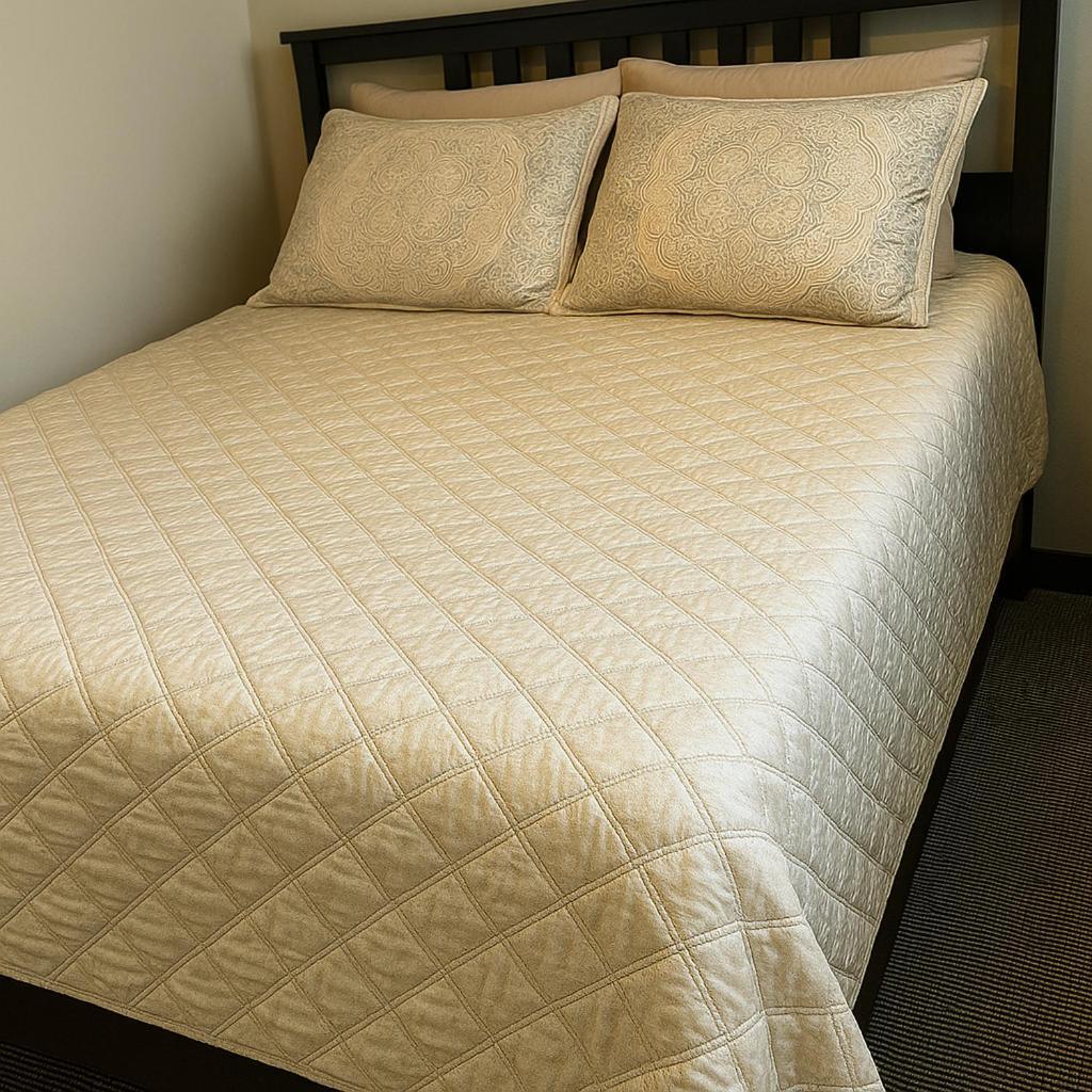 Modern North Getaway Hotel Seattle