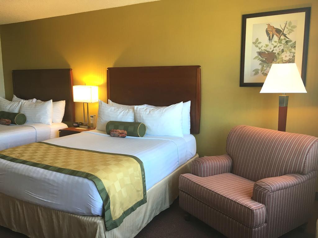 Hotel Executive By The Space Needle