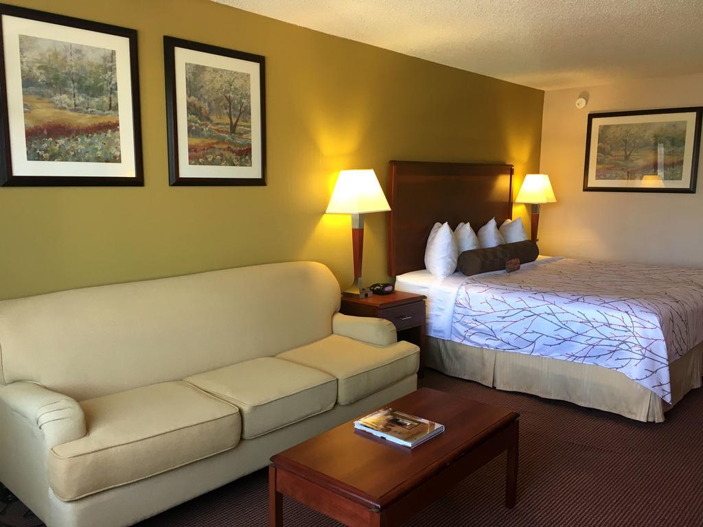 Hotel Executive By The Space Needle