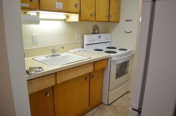 University Suites Hotel 2*