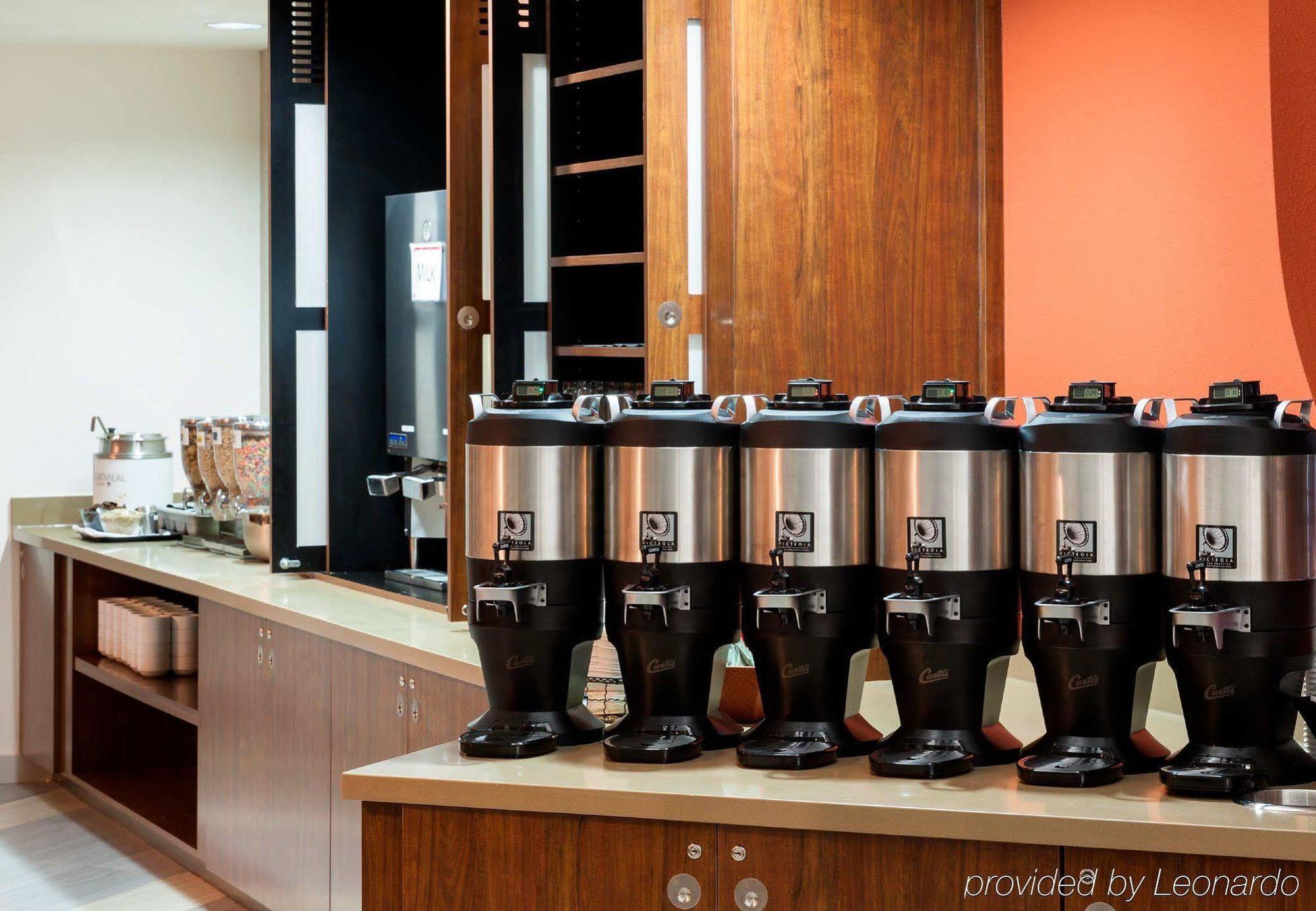 Hotel By Marriott Downtown/lake Union 3*