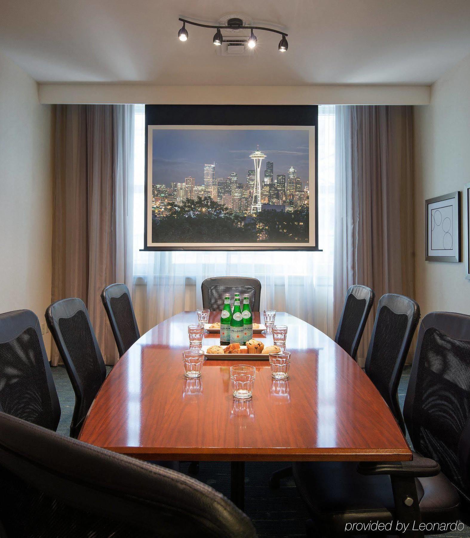 Courtyard Downtown / Pioneer Square Hotel 3*