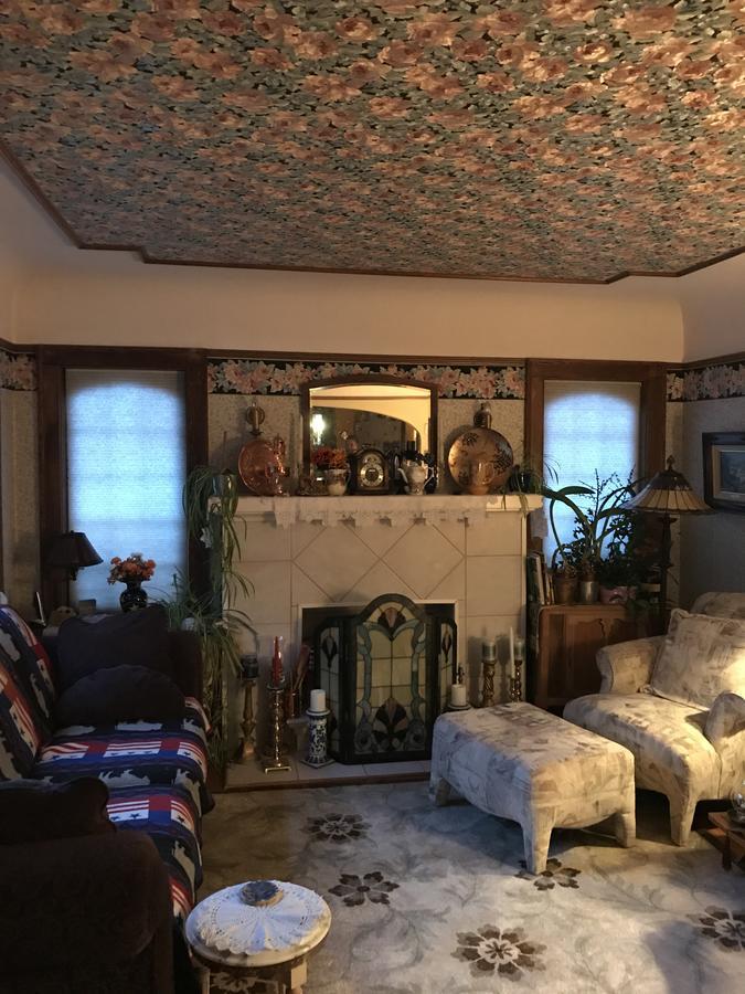 Chittenden House Bed & Breakfast *