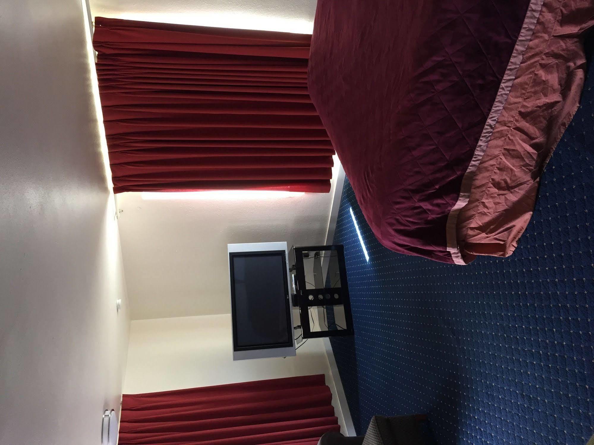 La Hacienda Motel Seattle