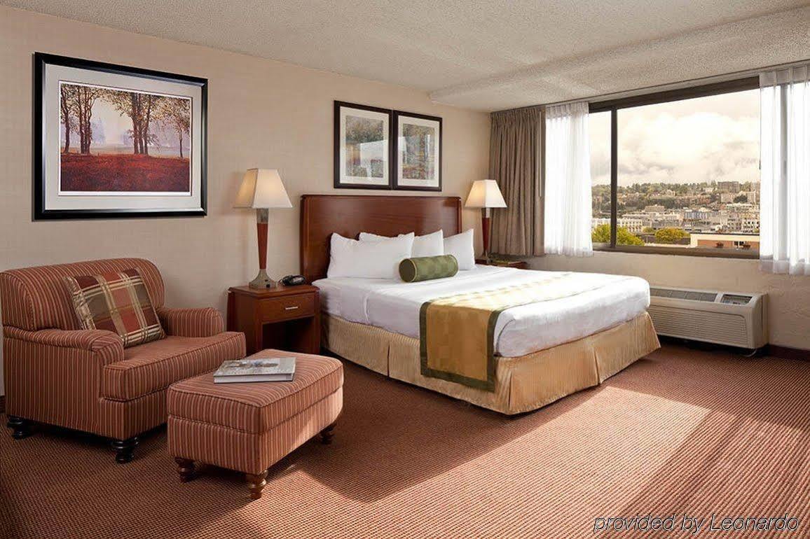 Hotel Executive By The Space Needle Seattle