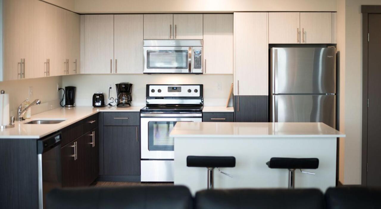 Pelicanstay In Pioneer Square Apartment