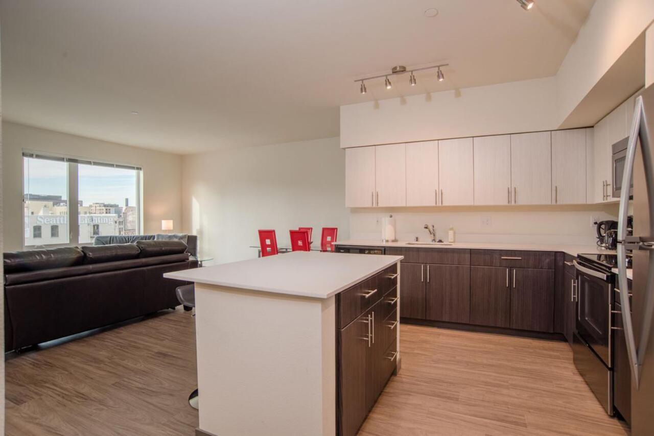 Pelicanstay In Pioneer Square Seattle