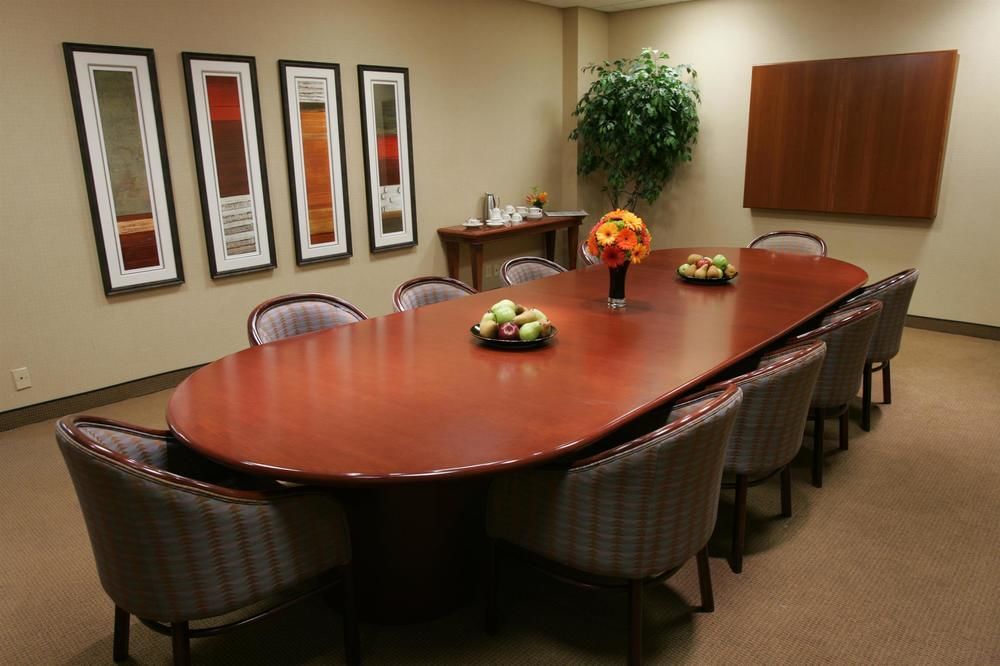 Hotel Executive By The Space Needle 3*