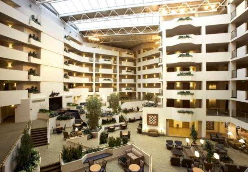 By Marriott Downtown/lake Union Seattle