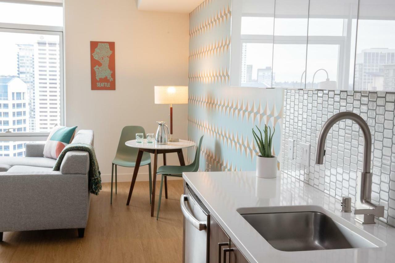 Apartment Domicile At Helios Seattle