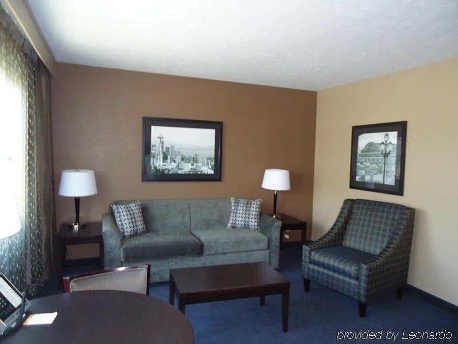 La Quinta By Wyndham Downtown