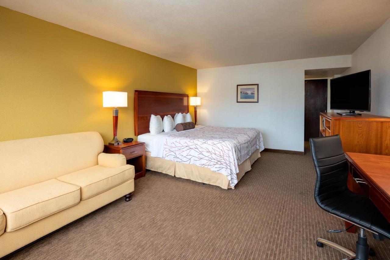 Hotel Executive By The Space Needle