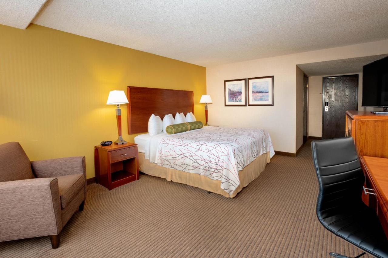 Hotel Executive By The Space Needle