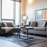 Pike And Pine Apartments