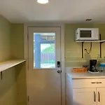 Comfy Sunny Room Near U-District And Downtown