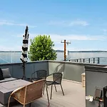 Alki Beach Escape Romantic Waterfront Getaway For 2