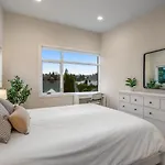 Magnolia Cottage