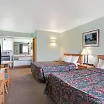 Travelodge By Wyndham Seattle North Of Downtown