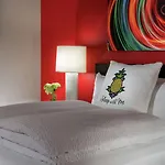 Staypineapple, Hotel Five, Downtown Seattle