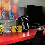 Staypineapple, Hotel Five, Downtown Seattle