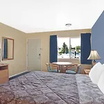 Days Inn By Wyndham Seattle North Of Downtown