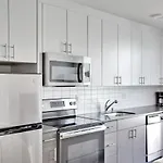 Columbia City Studio W Wd Gym Nr Light Rail Sea-347