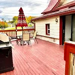 Private Room With Shared Bathroom Near Airport And Downtown Seattle