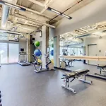 Queen Anne 1Br W Roof Gym Wd Nr Metro Sea-349