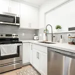 Ballard Home Base - Comfy Modern House In Seattle
