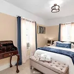 Victorian Villa: Interns Or Family