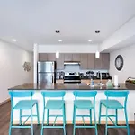 Garage Parking & Easy Access To Urban Living