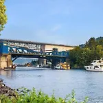 Seattle Charm, Near University, 3 Bedroom W&D, Fast Wifi