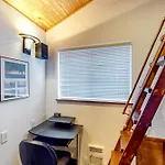 Phinney Hideaway