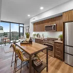 Luxury 1 Bedroom 1Bath Convention Center