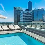 Luxury 1 Bedroom 1Bath Convention Center