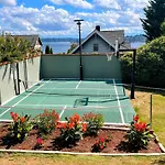 Seasons At Leschi Hillsides