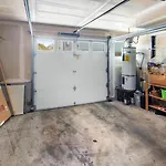 Welcome To Your Cozy Seattle Retreat