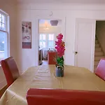 Seattle Urban Village-Private Room-Cascade