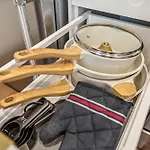 Travelers Dream, Walk To Space Needle, Parking, Backyard