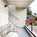 West Seattle Urban Oasis