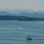 Quintessential Seattle Water Views W Hottub