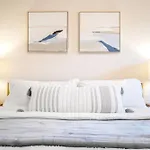 Vintage Meets Modern Spacious Capitol Hill Single Family Home With 97 Walk Score