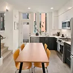 Urban Abode 18 By Betterstay