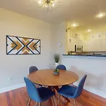 Belltown Court II