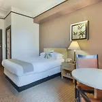Moore Hotel